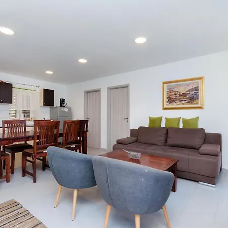 Jasna By The Sea Baška